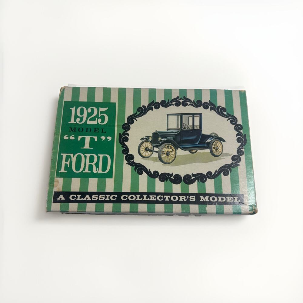 Vintage AMT 1925 Ford Model T 3n1 1/25 Model Kit Original Issue Unbuilt Open Box